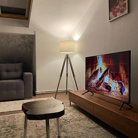 Sofia Loft Apartment Bistrita  Bagian luar foto